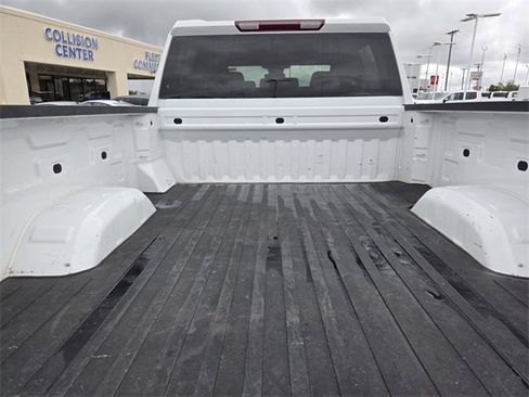 Used 2024 Chevrolet Silverado 2500 LT image 16
