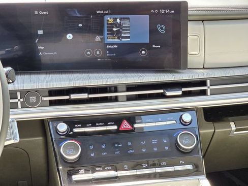 Used 2025 Hyundai Santa Fe Calligraphy FWD image 13