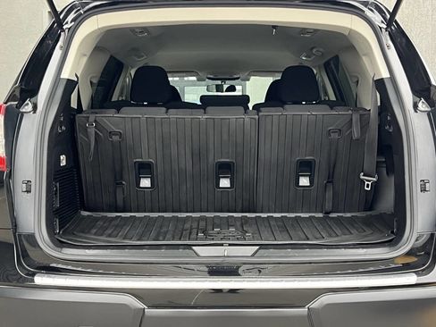 Used 2020 Subaru Ascent Premium image 34