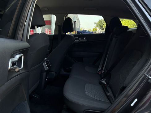 Used 2026 Kia Sportage LX FWD image 11