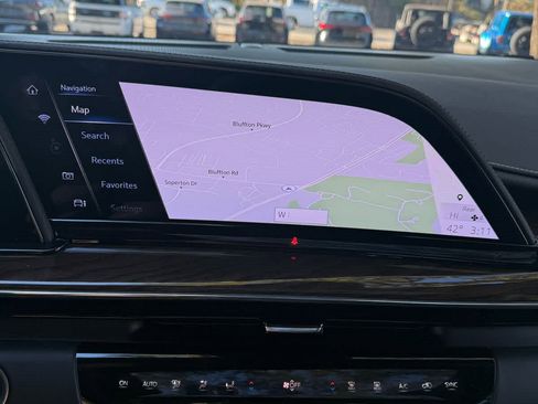 Used 2024 Cadillac Escalade Premium Luxury Platinum image 27