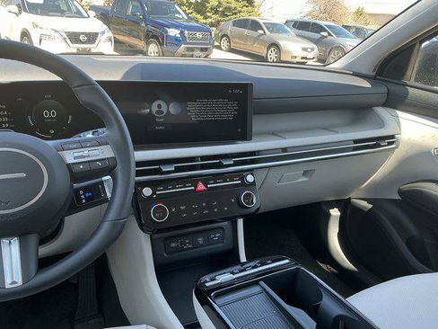 New 2025 Hyundai Tucson SEL image 7