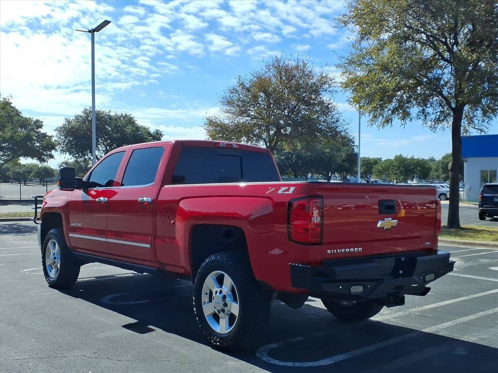 Used 2018 Chevrolet Silverado 2500 LTZ w/ Vortec Plus Package AWD/4WD image 8