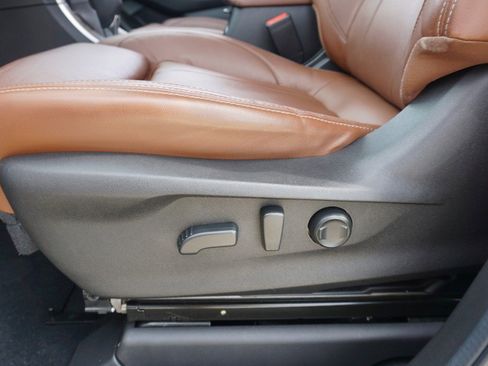 Used 2019 Subaru Ascent Touring w/ Popular Package #2A image 26