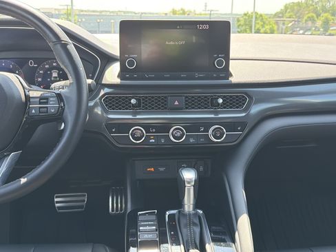 Certified 2025 Acura Integra A-Spec image 28