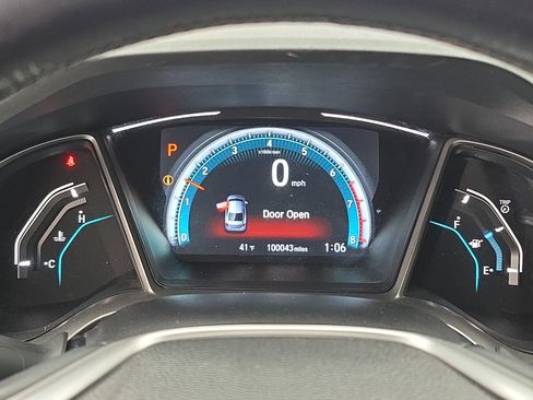 Used 2017 Honda Civic Touring image 18