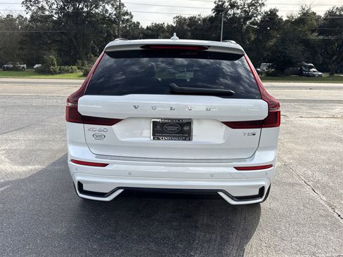 New 2026 Volvo XC60 T8 Plus w/ Protection Package Premier AWD/4WD image 4