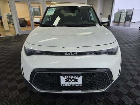 Used 2024 Kia Soul LX w/ Option Group 015 image 8