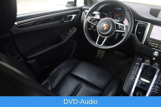 Used 2018 Porsche Macan AWD/4WD image 2