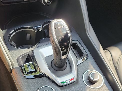 Used 2022 Alfa Romeo Giulia Sprint RWD image 27