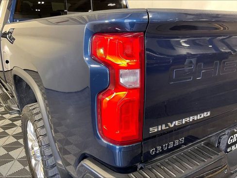 Used 2022 Chevrolet Silverado 2500 High Country w/ LPO, Hitch Package AWD/4WD image 40