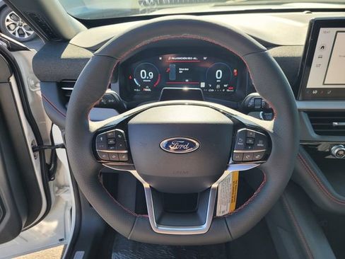 New 2026 Ford Explorer ST-Line w/ ST-Line Street Pack image 9