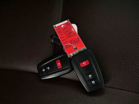 Used 2022 Toyota 4Runner Limited RWD image 35