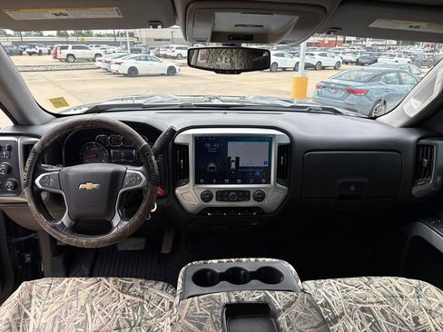 Used 2017 Chevrolet Silverado 1500 LT w/ All Star Edition AWD/4WD image 38