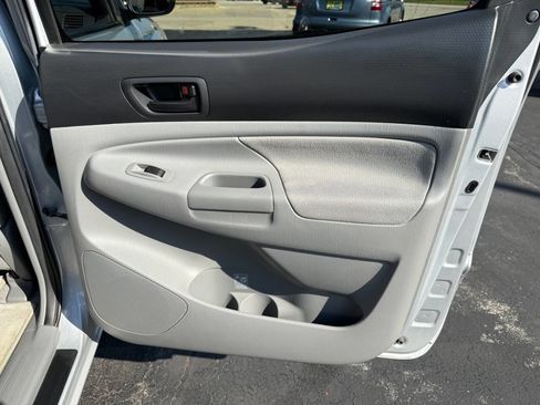 Used 2011 Toyota Tacoma 4x4 Double Cab image 83