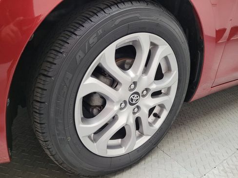 Used 2018 Toyota Yaris iA FWD image 31