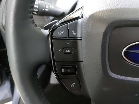 Used 2025 Subaru Solterra Touring image 18