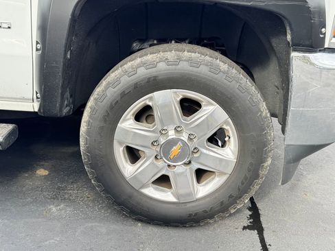 Used 2016 Chevrolet Silverado 2500 W/T w/ WT Convenience Package image 9