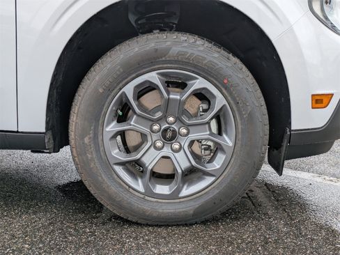 New 2025 Ford Maverick XLT w/ XLT Luxury Package image 11