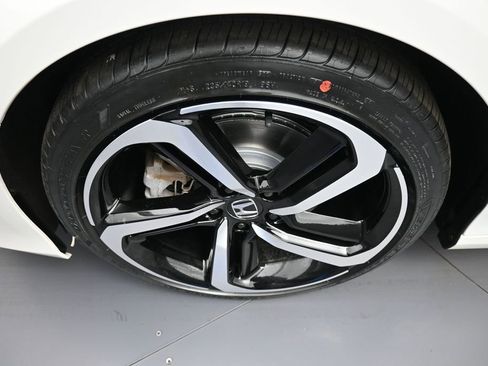 Used 2022 Honda Accord Sport image 14