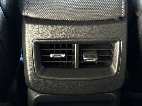 Used 2026 Chevrolet Equinox EV LT FWD image 20