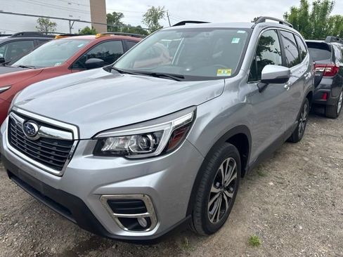 Used 2019 Subaru Forester Limited AWD/4WD image 1