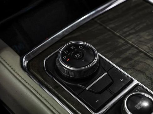 Used 2021 Ford Expedition Platinum image 22