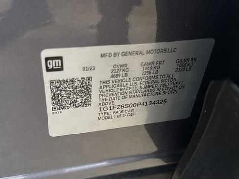 Certified 2023 Chevrolet Bolt EUV Premier w/ Sun & Sound Package FWD image 32