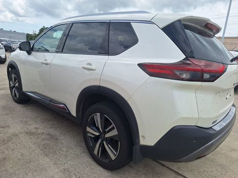 Used 2023 Nissan Rogue SL w/ SL Premium Package FWD image 5