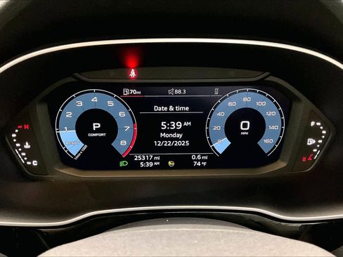 Certified 2022 Audi Q3 2.0T Premium image 25