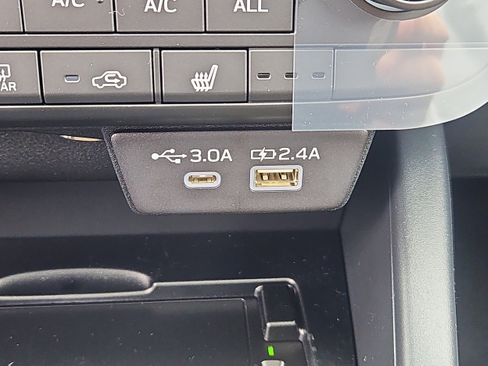 New 2026 Subaru Outback Limited AWD/4WD image 15