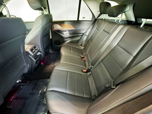 Used 2024 Mercedes-Benz GLE 350 4MATIC image 23