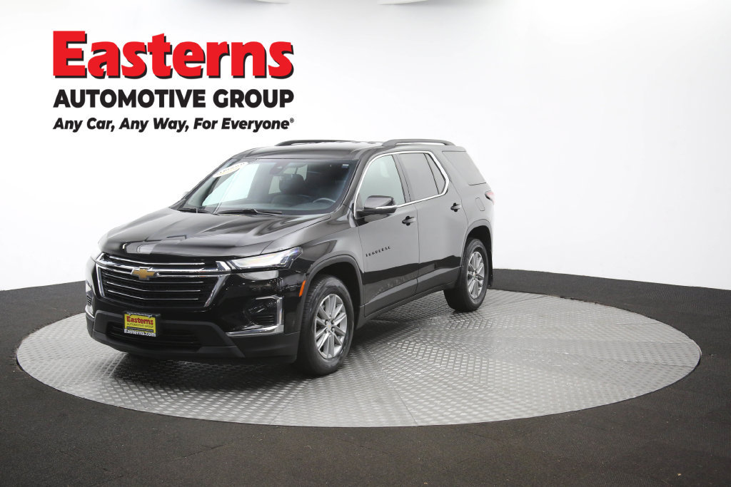 Used 2023 Chevrolet Traverse LT FWD image 59