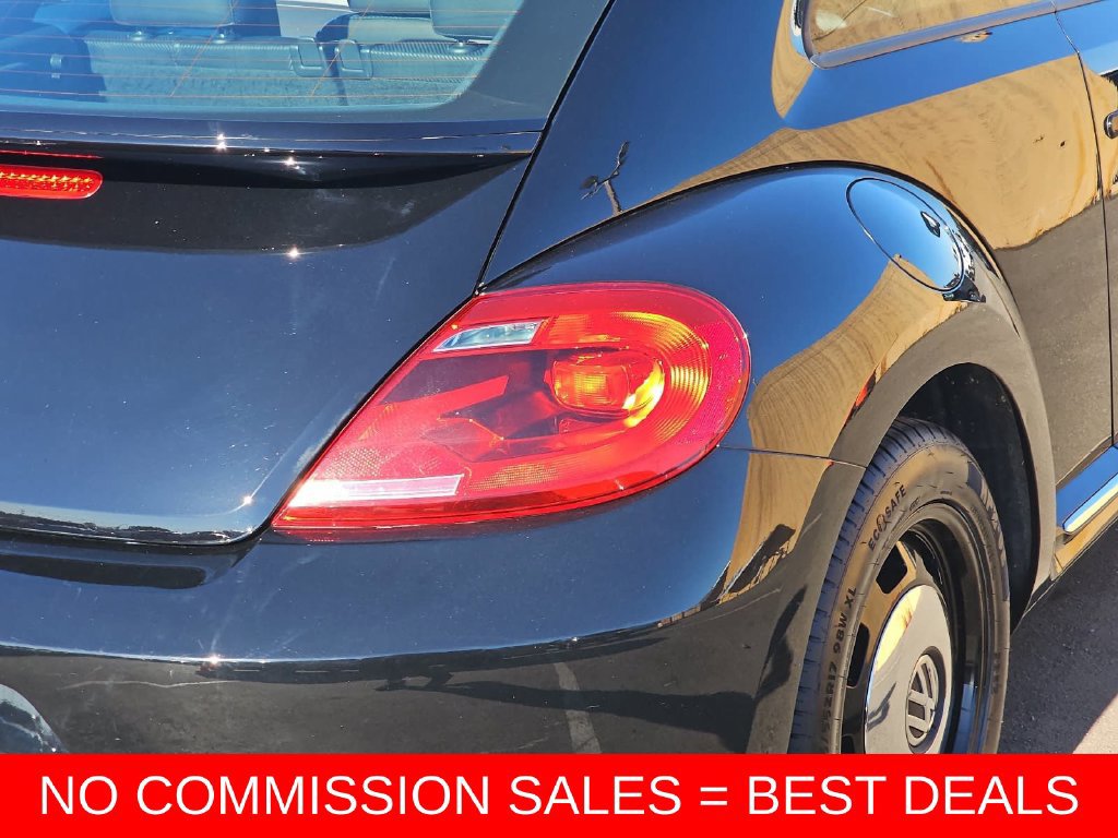 Used 2016 Volkswagen Beetle 1.8T SE FWD image 38