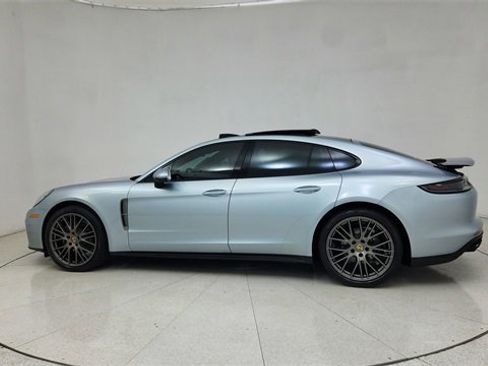 Used 2023 Porsche Panamera Platinum Edition image 67
