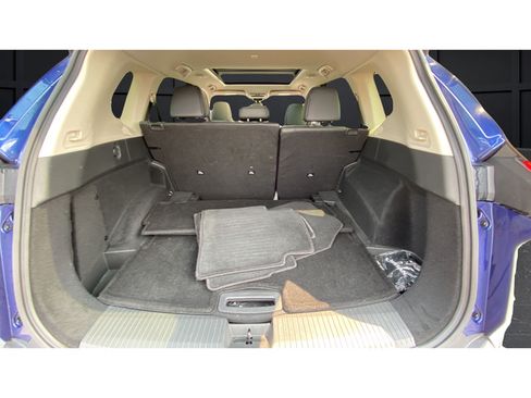 Used 2023 Nissan Rogue SL AWD/4WD image 27