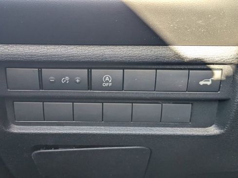 New 2026 Mitsubishi Outlander SE FWD image 25
