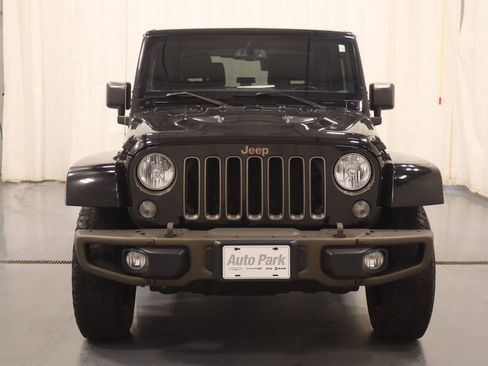 Used 2016 Jeep Wrangler Sahara image 4