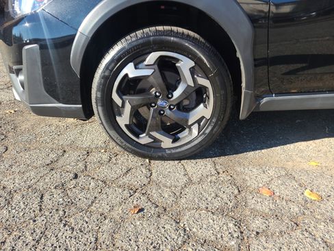 Used 2023 Subaru Crosstrek 2.5i Limited image 10