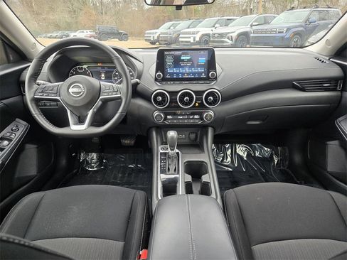 Used 2024 Nissan Sentra SV w/ All-Weather Package image 3