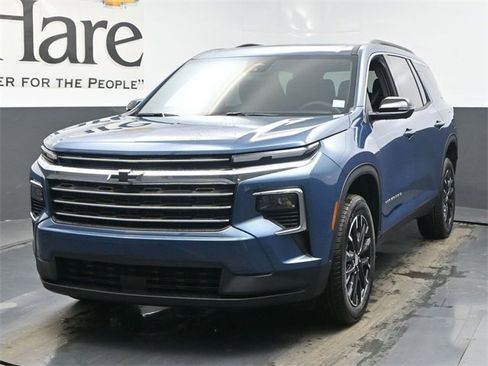 New 2026 Chevrolet Traverse LT w/ Sun and Wheel Package image 7