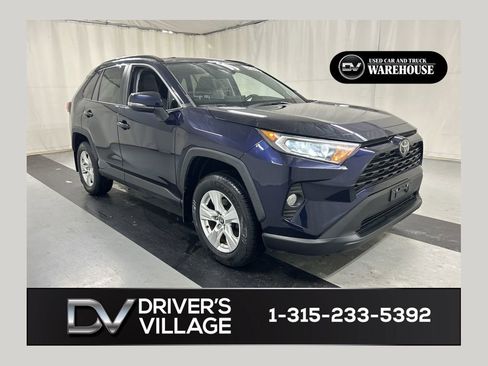 Used 2020 Toyota RAV4 XLE w/ Convenience Package AWD/4WD image 1
