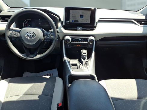 Used 2024 Toyota RAV4 XLE FWD image 20