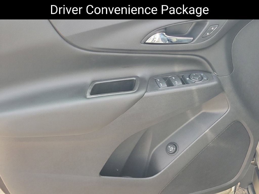 Used 2020 Chevrolet Equinox LT w/ Driver Convenience Package AWD/4WD image 9
