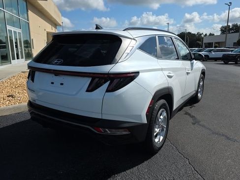 Certified 2022 Hyundai Tucson SEL w/ Cargo Package FWD image 4