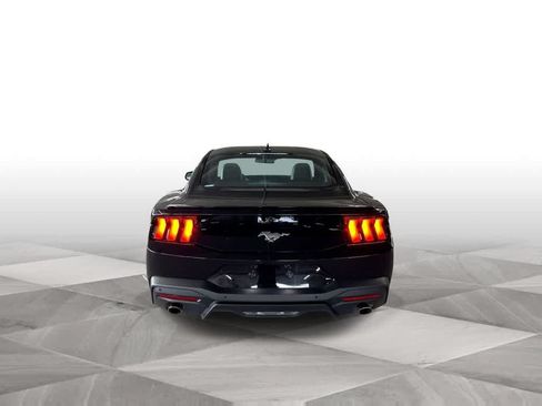 Used 2025 Ford Mustang Premium RWD image 7