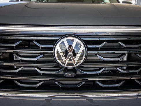 New 2026 Volkswagen Atlas SEL Premium R-Line AWD/4WD image 8