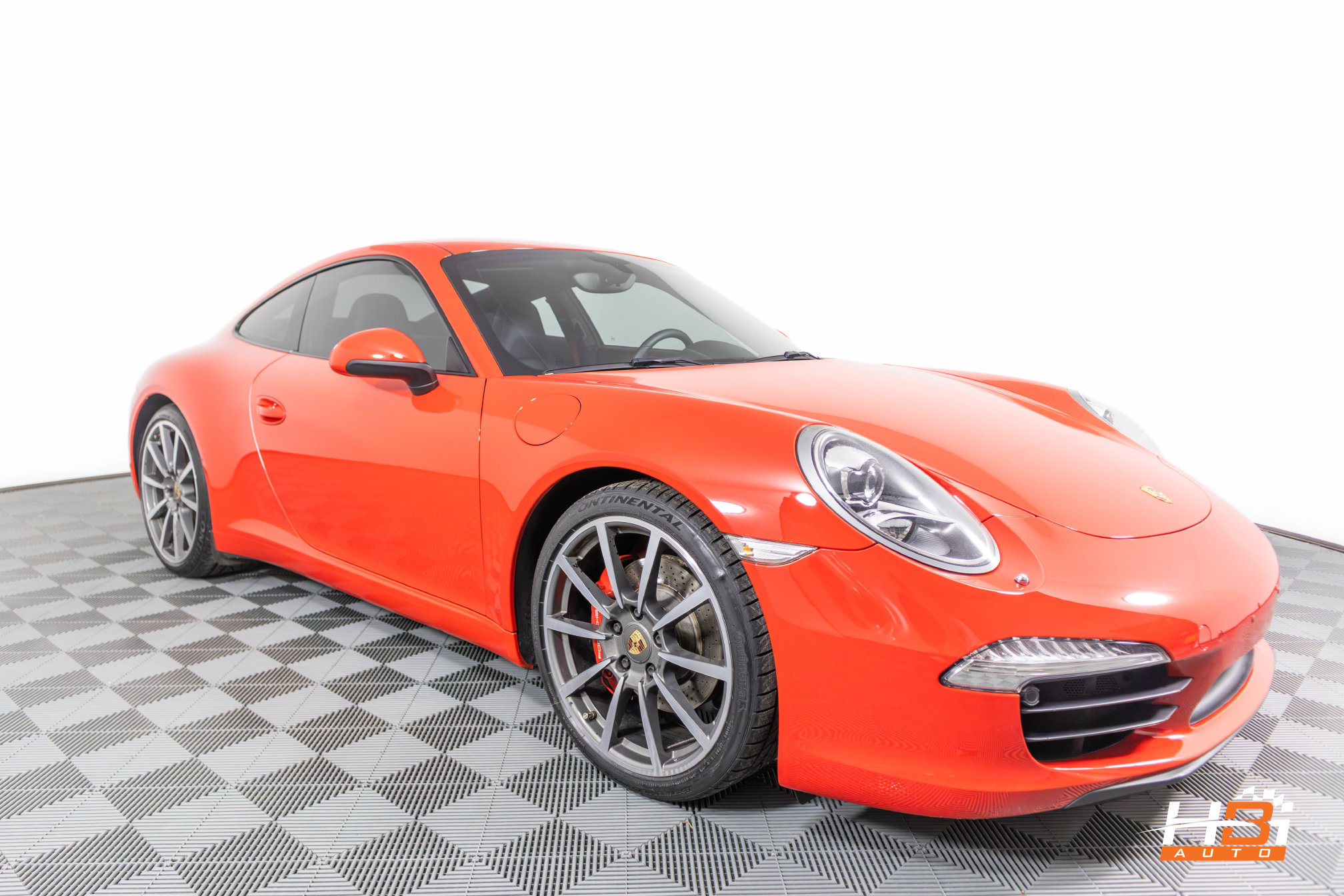 Used 2013 Porsche 911 Carrera S RWD image 3