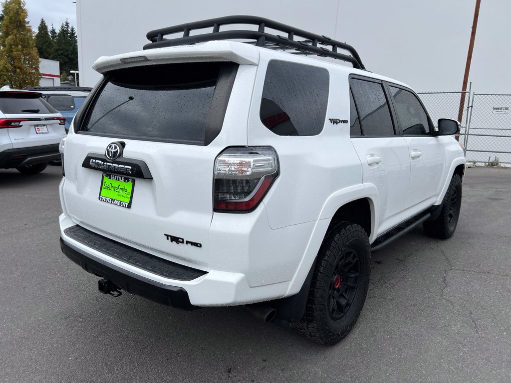 Used 2023 Toyota 4Runner SR5 AWD/4WD image 4