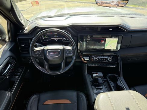Used 2023 GMC Sierra 1500 AT4 w/ Technology Package image 14